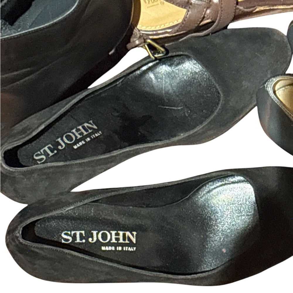 St. John Women's Black Suede Flats